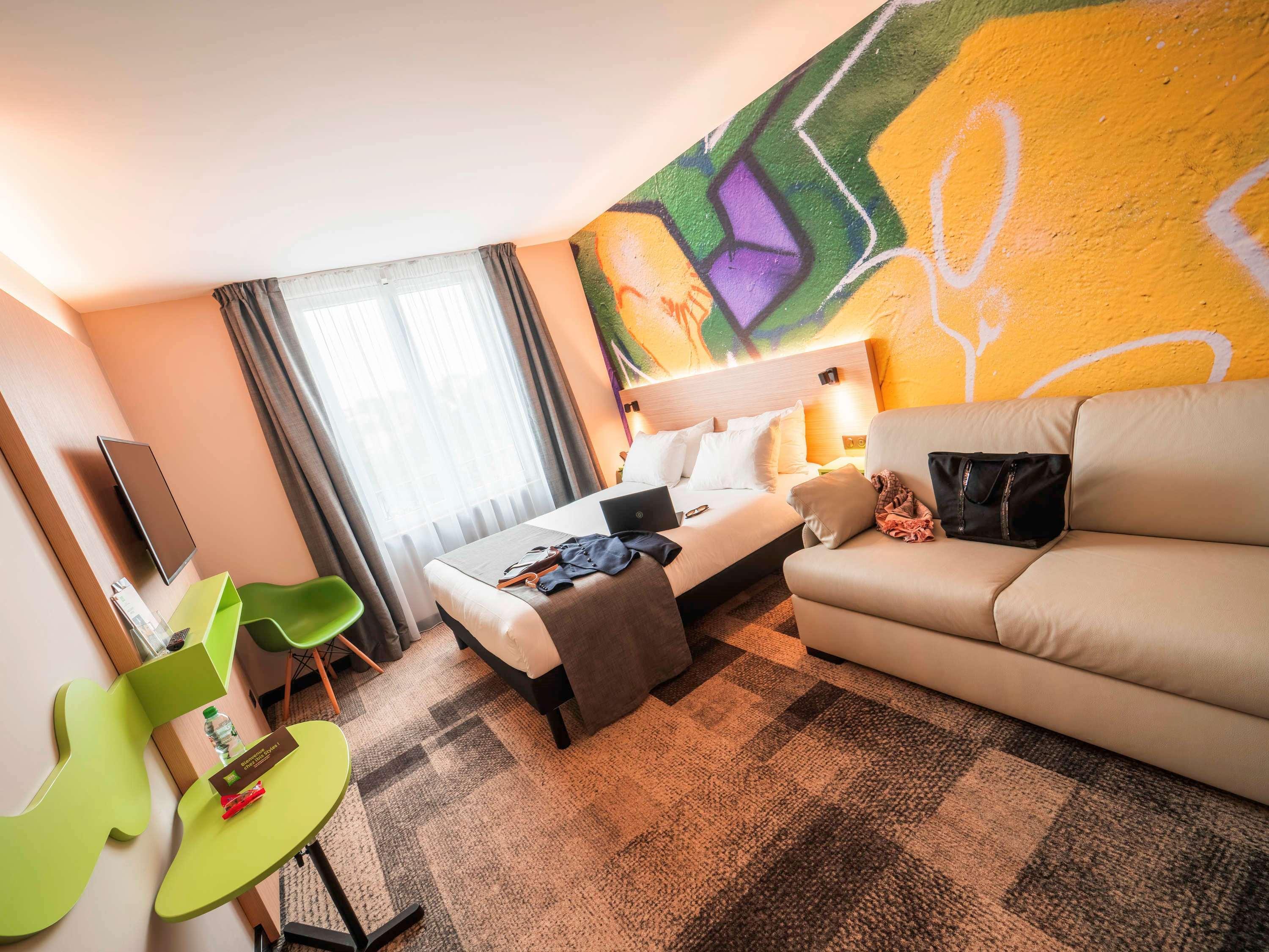 Ibis Styles Clamart Gare Grand Paris Exterior foto