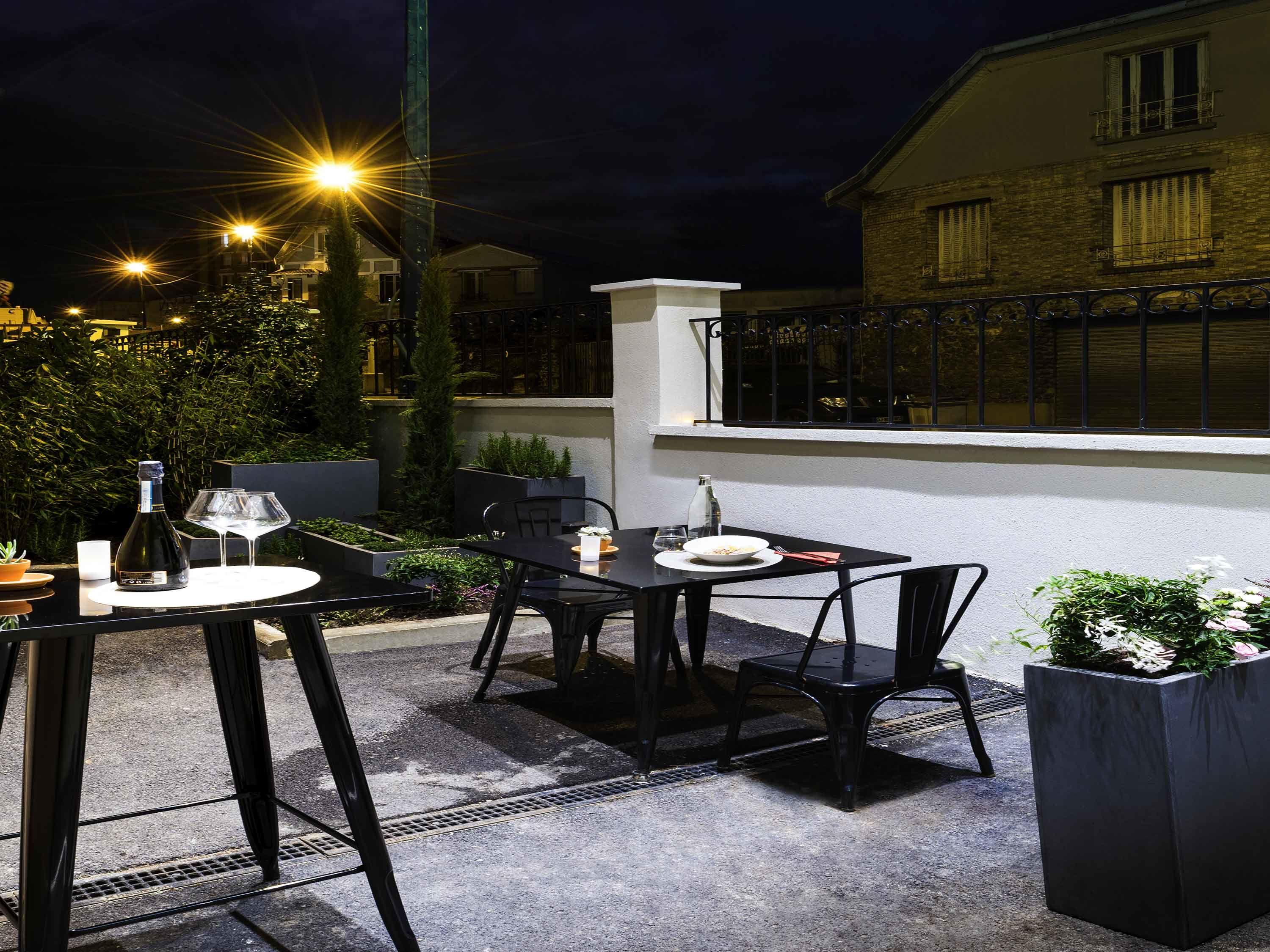 Ibis Styles Clamart Gare Grand Paris Exterior foto