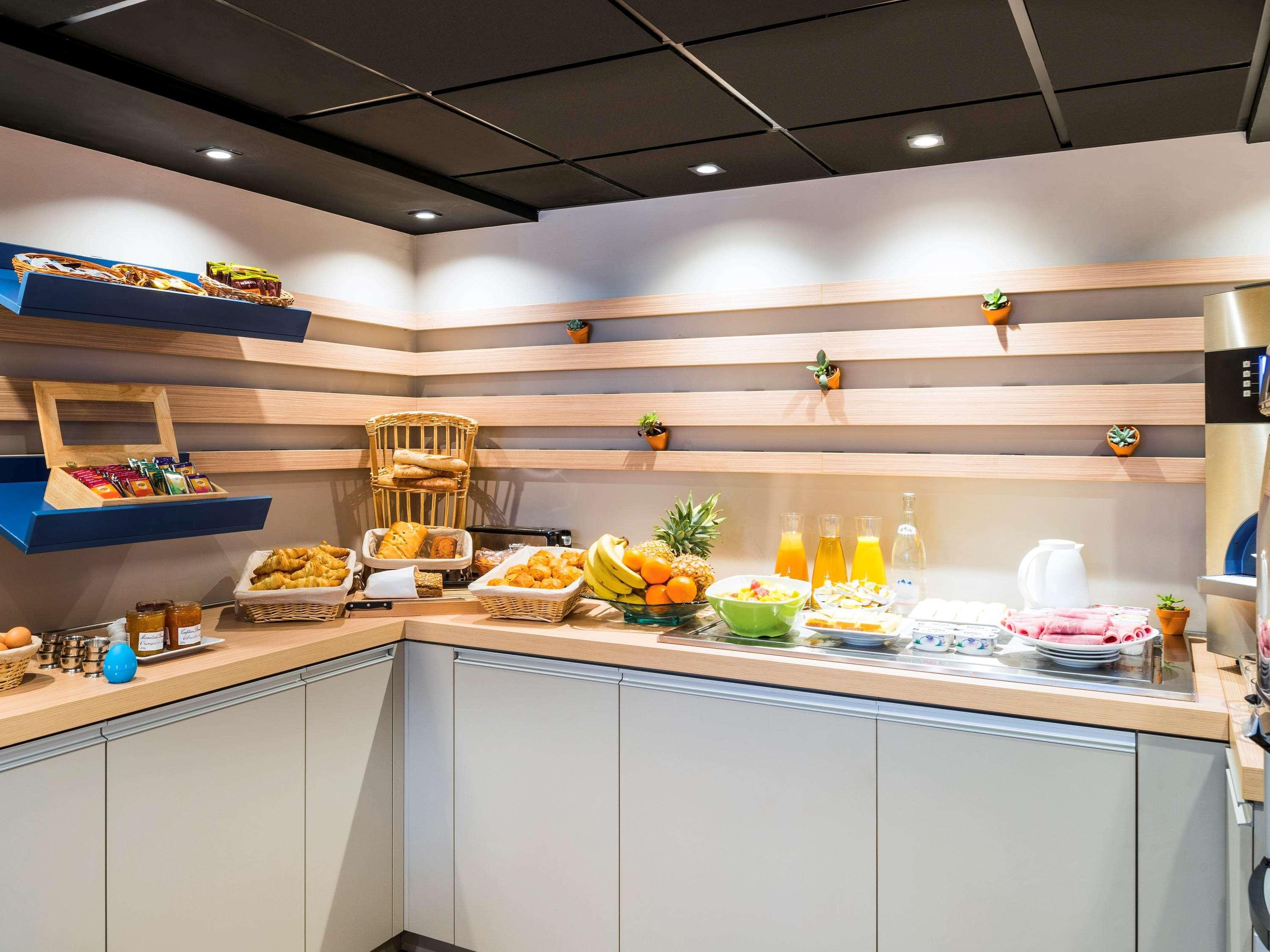 Ibis Styles Clamart Gare Grand Paris Exterior foto